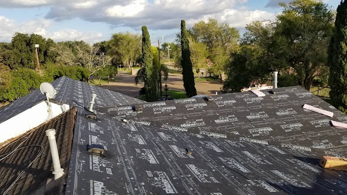 Full roof tear-off and decking replacement on a Valley home