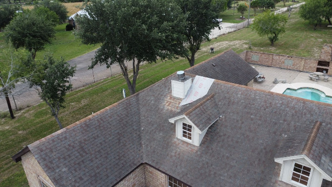 Home exterior and roofline on a Weslaco, Texas property